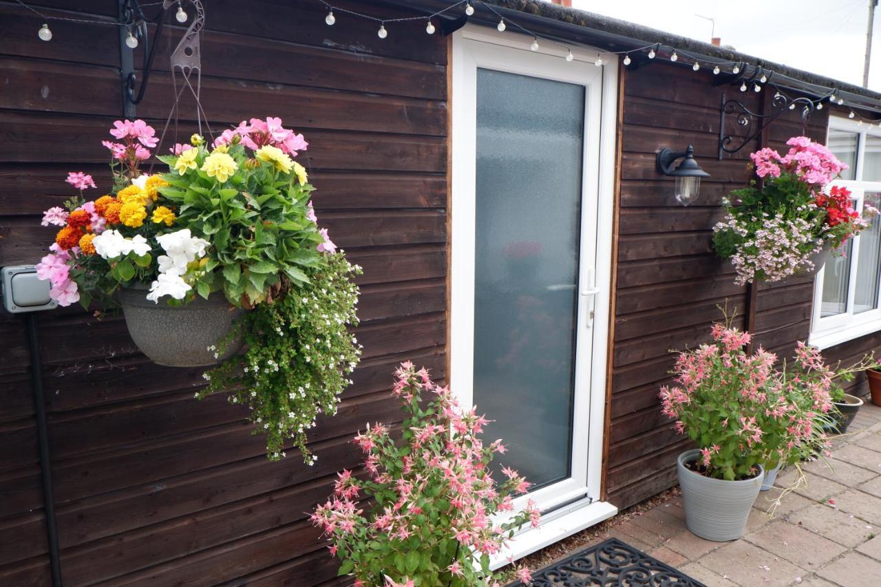 The Garden Suite Holt Holt  Exterior photo